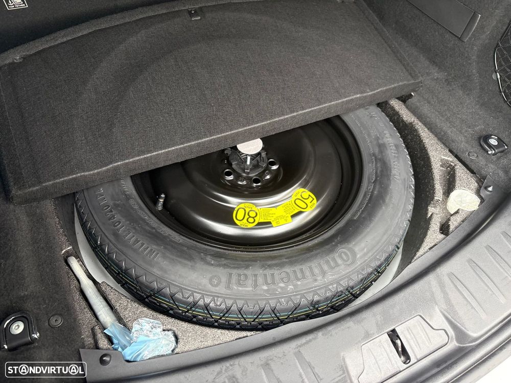 Jaguar E-Pace 2.0 i4D R-Dynamic - 6