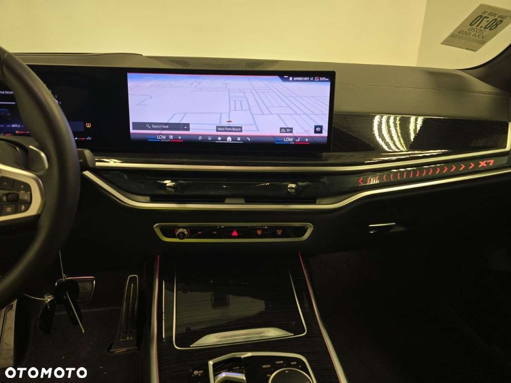 BMW X7 - 13