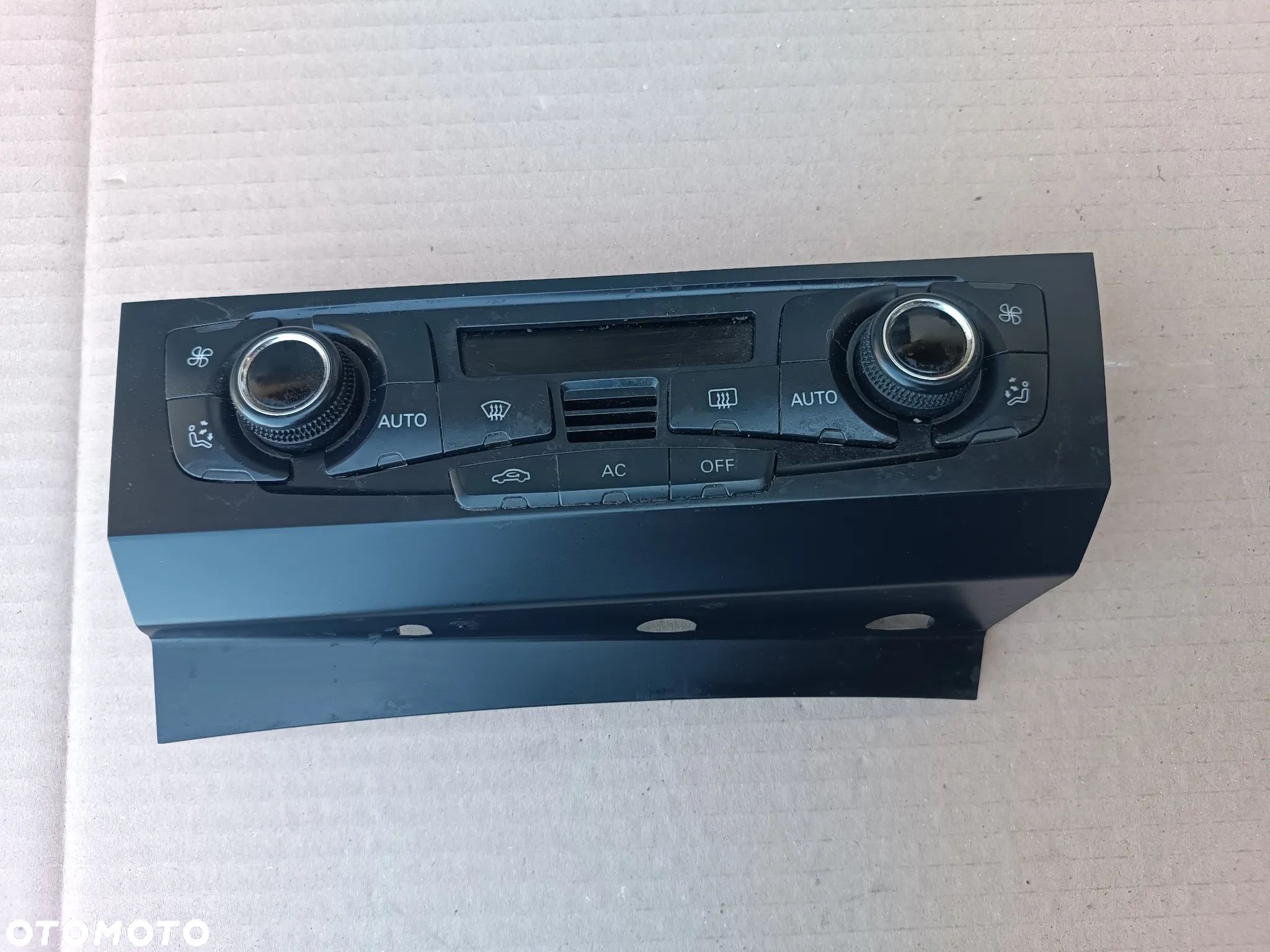 AUDI A5 8T A4 B8 PANEL NAWIEWU KLIMATYZACJI EUROPA 8T1820043Q - 1