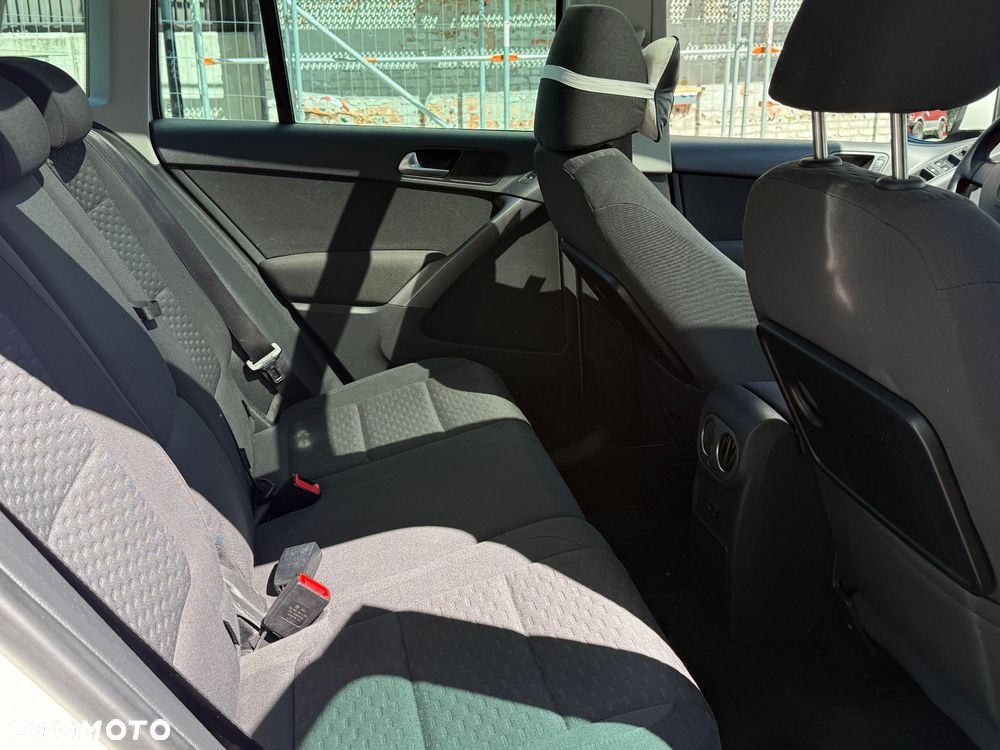 Volkswagen Tiguan 2.0 TDI 4Mot Track&Field - 9