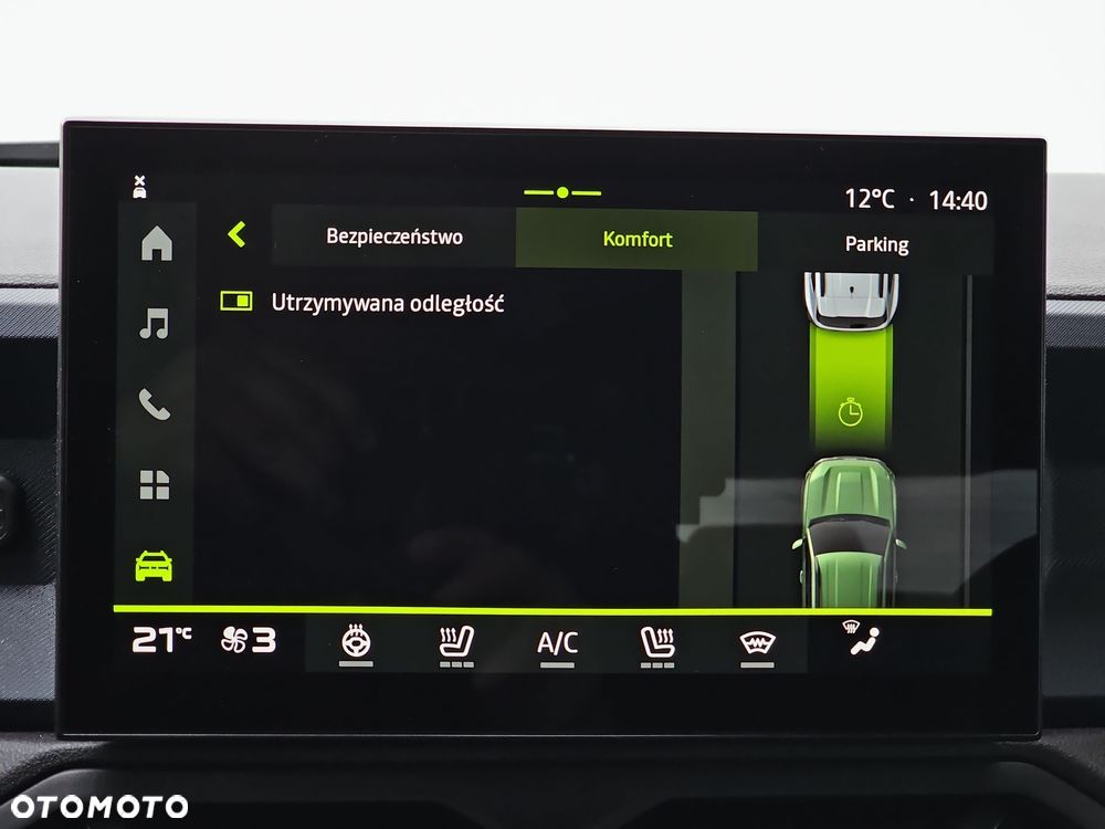 Dacia Duster 1.6 Full Hybrid 140 Journey MMT - 29