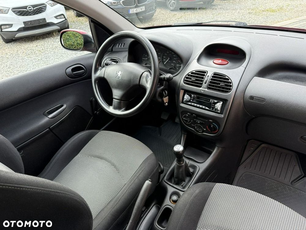 Peugeot 206 1.1 XR - 15
