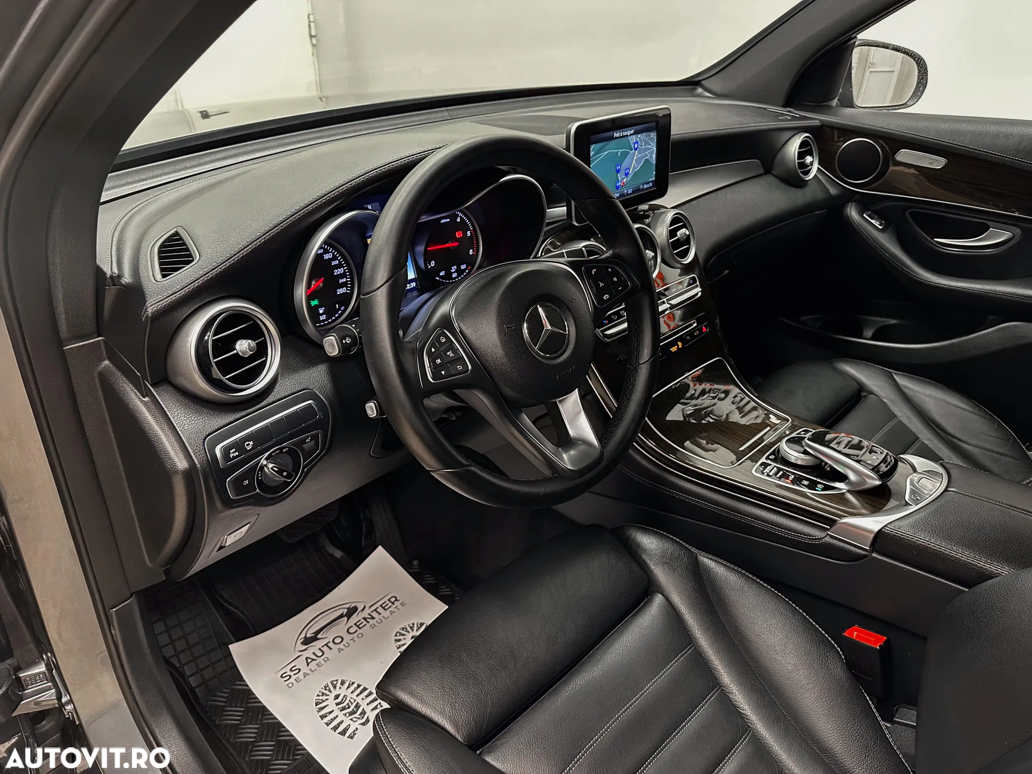 Mercedes-Benz GLC 220 d 4Matic 9G-TRONIC Exclusive - 25