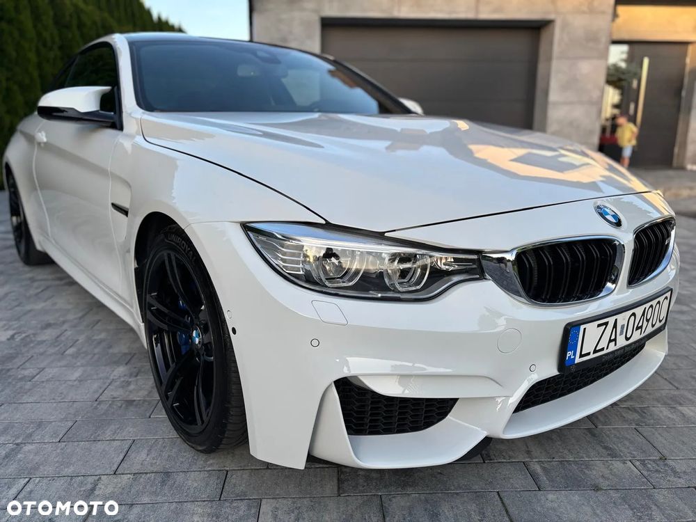 BMW M4 Coupe DKG - 9
