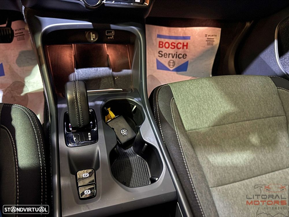 Volvo XC 40 1.5 T5 PHEV Momentum Plus - 29