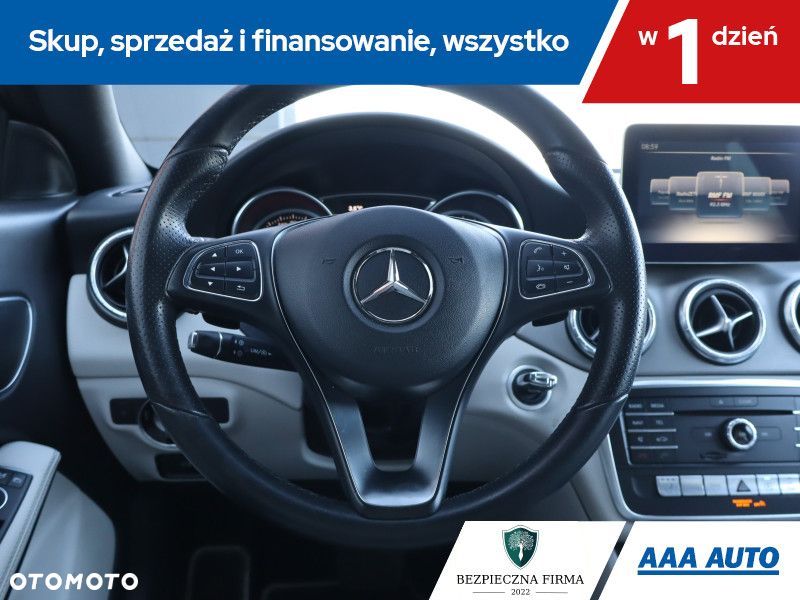 Mercedes-Benz CLA - 18