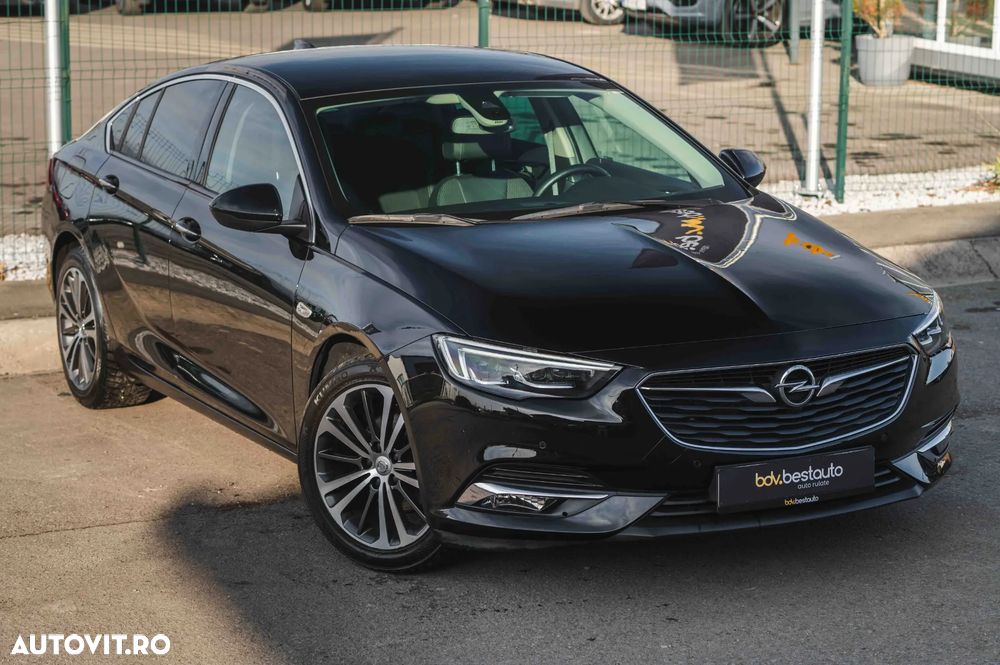 Utilizat Opel Insignia 2018 - 13 990 EUR, 102 975 km - Autovit.ro