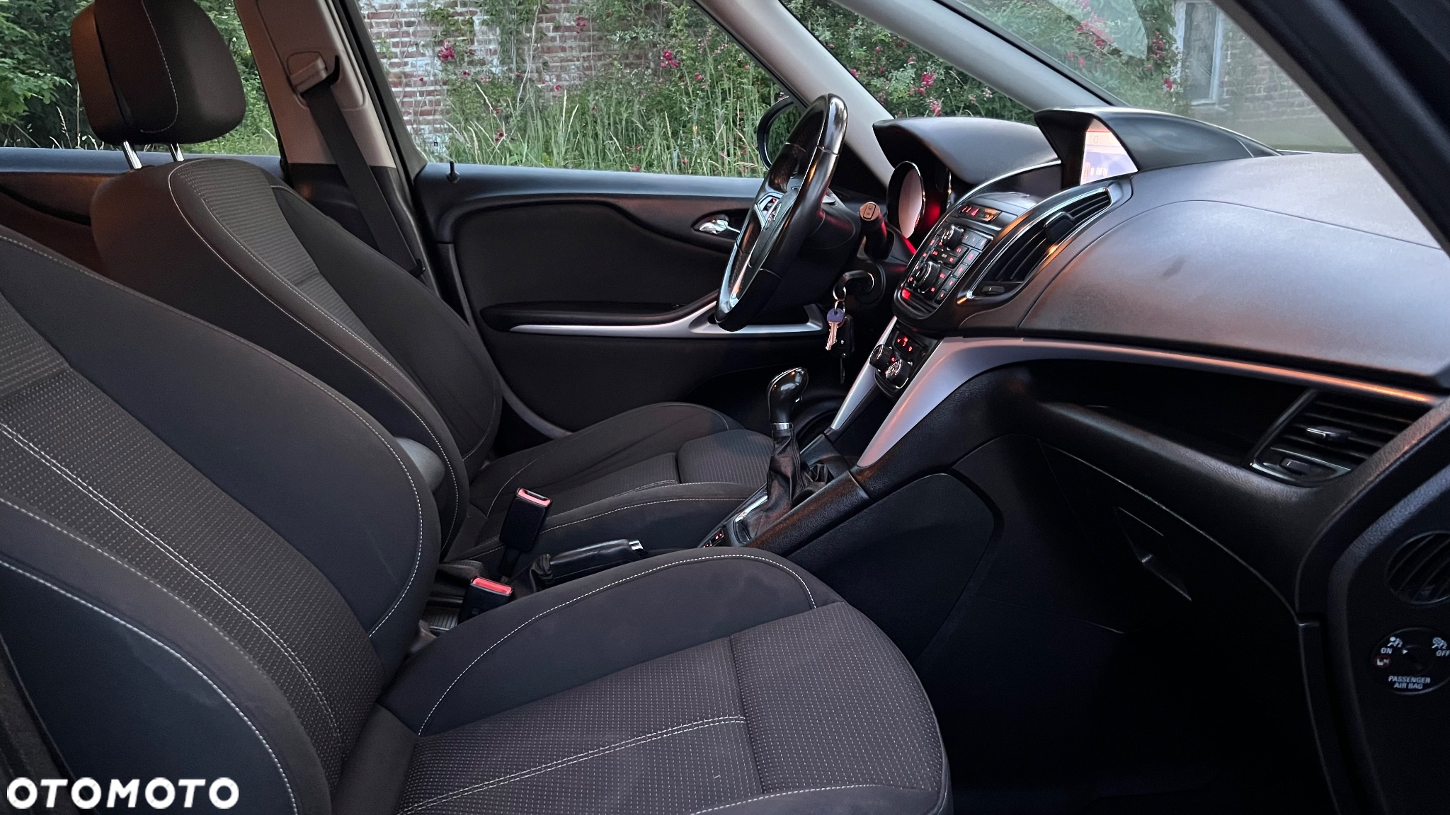 Opel Zafira - 12