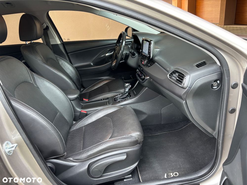 Hyundai i30 1.4 T-GDI DCT Premium - 19