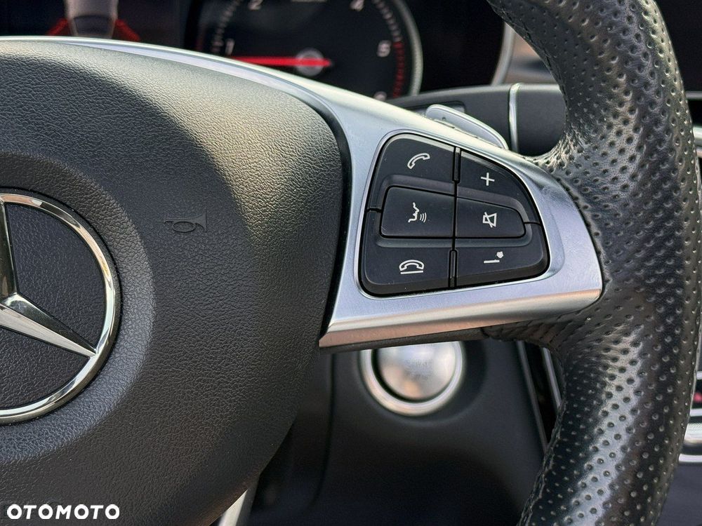 Mercedes-Benz Klasa C 250 d 4Matic 9G-TRONIC AMG Line - 24
