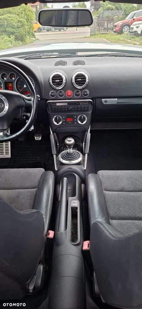 Audi TT Coupé 1.8 T quattro - 14