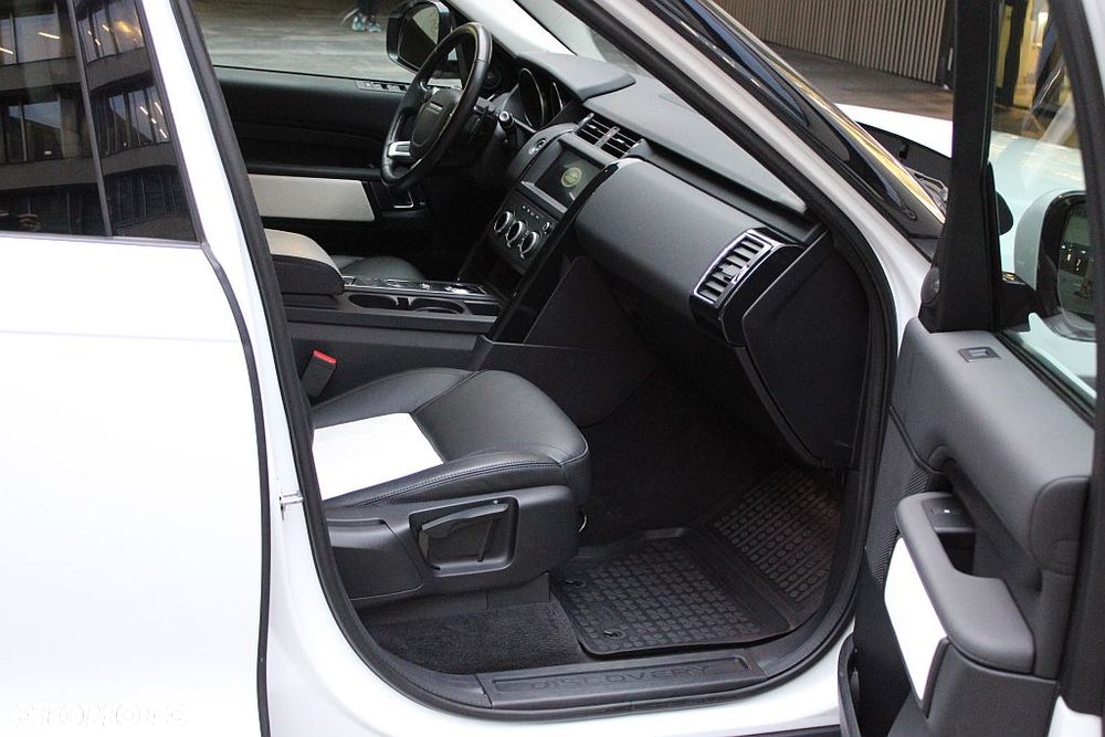 Land Rover Discovery 2.0 P300 - 10