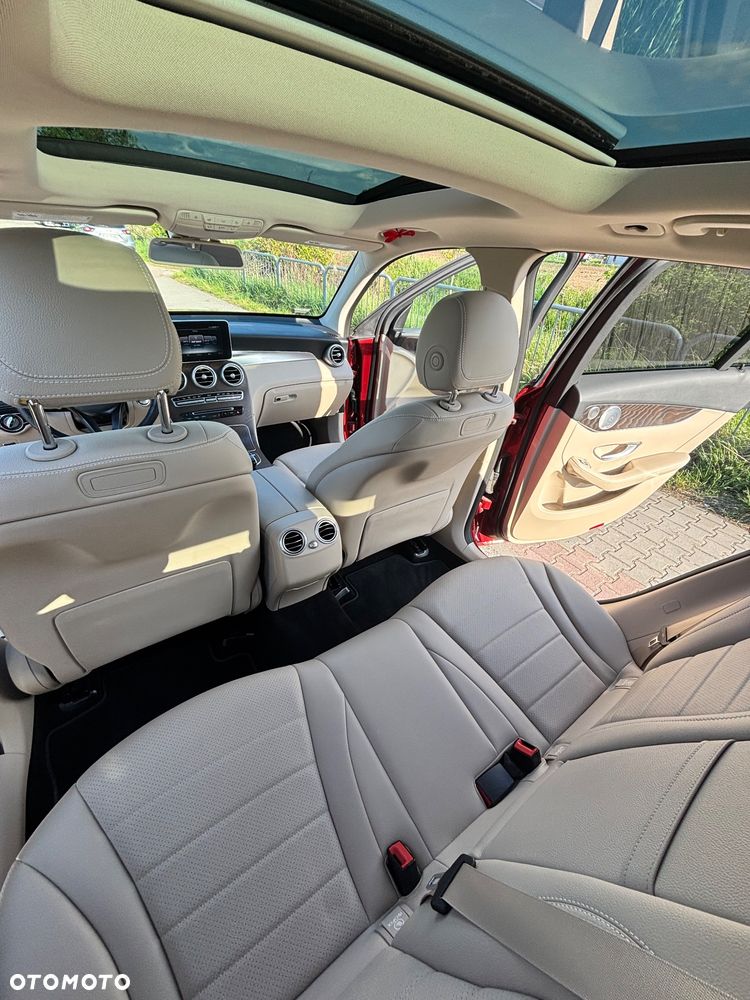 Mercedes-Benz GLC 300 4-Matic - 14