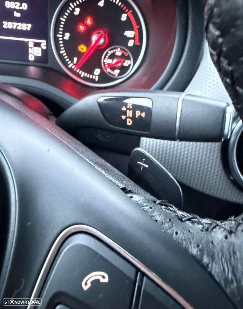 Mercedes-Benz B 220 d 4Matic 7G-DCT Urban - 13