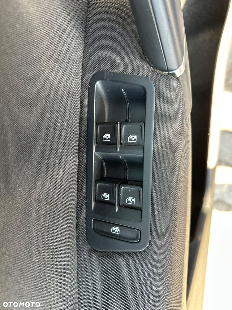 Volkswagen Golf Sportsvan - 10