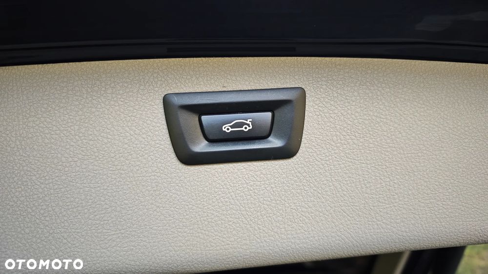 BMW Seria 3 320d Efficient Dynamics Edition - 19