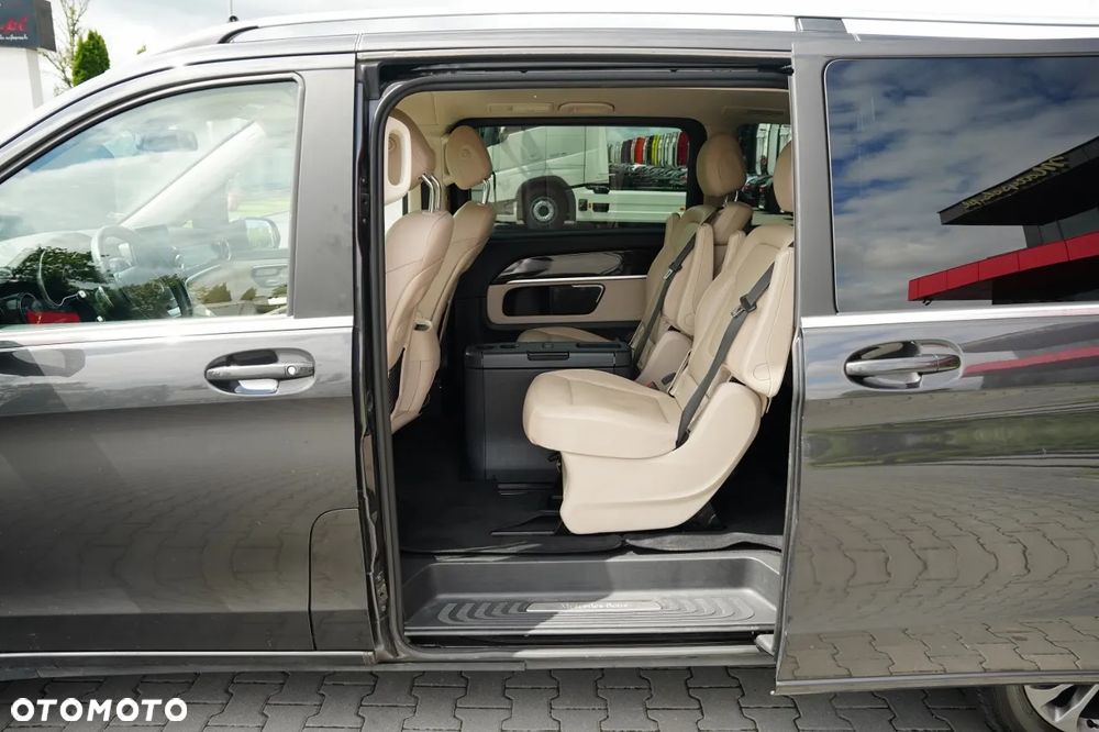 Mercedes-Benz Klasa V 300 d 4-Matic Avantgarde 9G-Tronic (ekstra d³) - 29