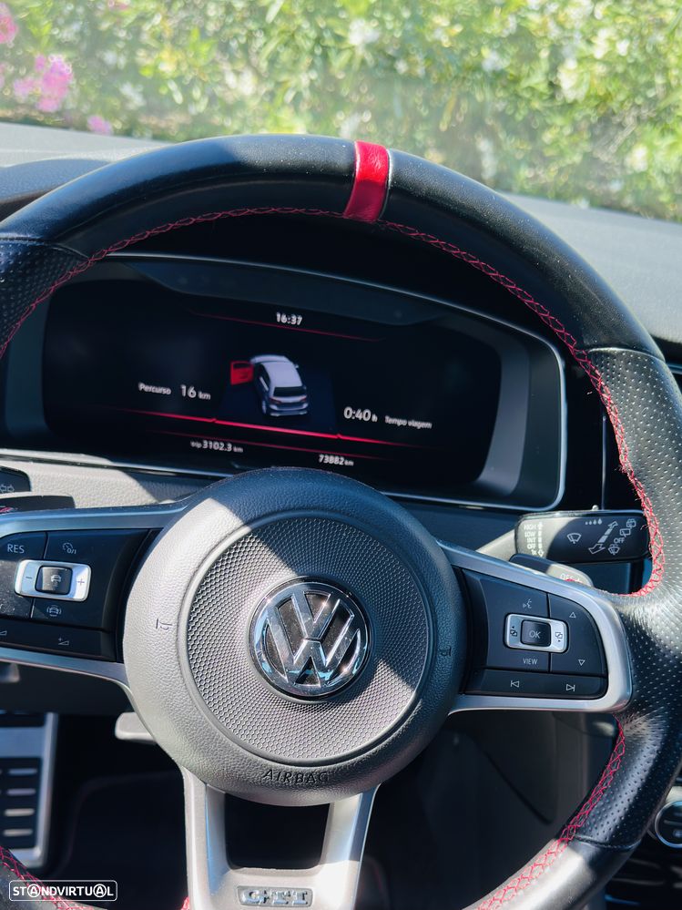 VW Golf 2.0 TSI GTi TCR DSG - 9