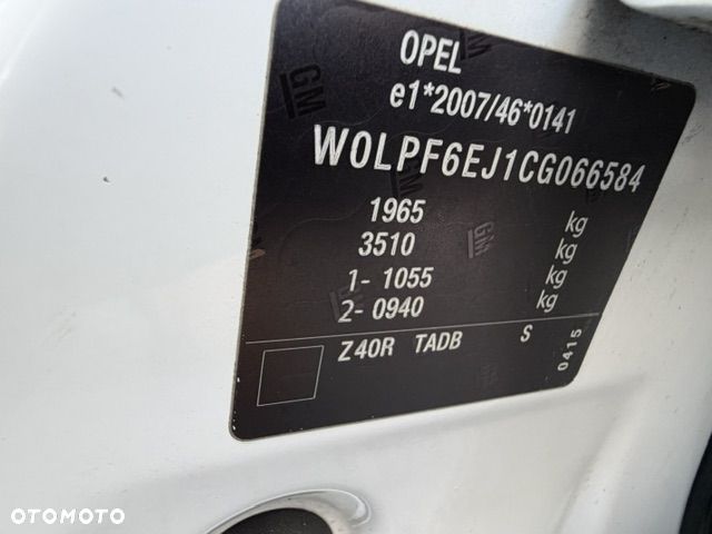 Opel Astra 1.6 T Cosmo - 13