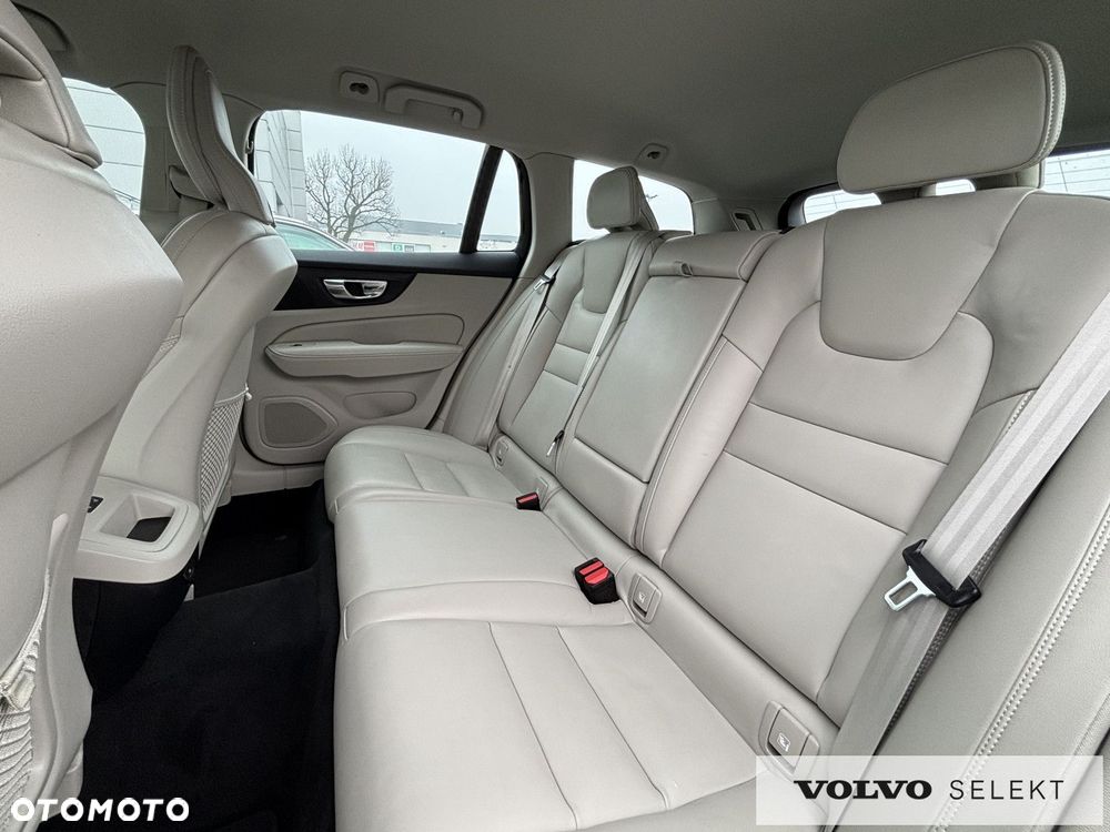 Volvo V60 - 22