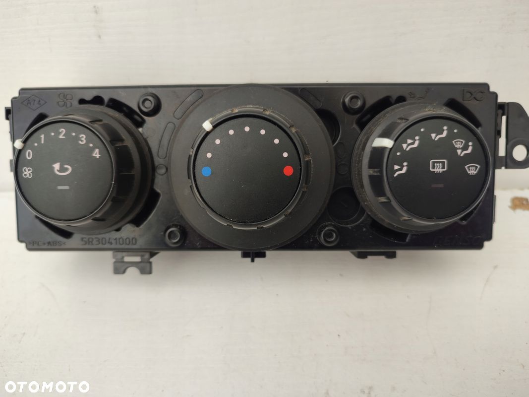 Panel nawiewu klimatyzacji MERCEDES CITAN W415 EUROPA 275708552R - 1