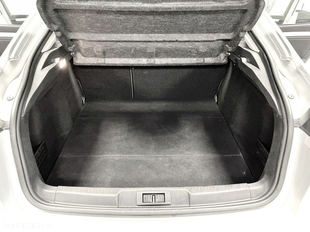 Renault Laguna 2.0 DCi FAP Dynamique - 32