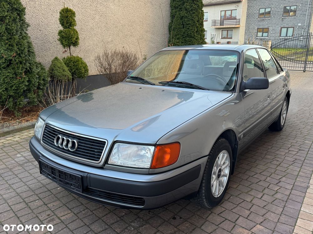 Audi 100 2.3 E - 1