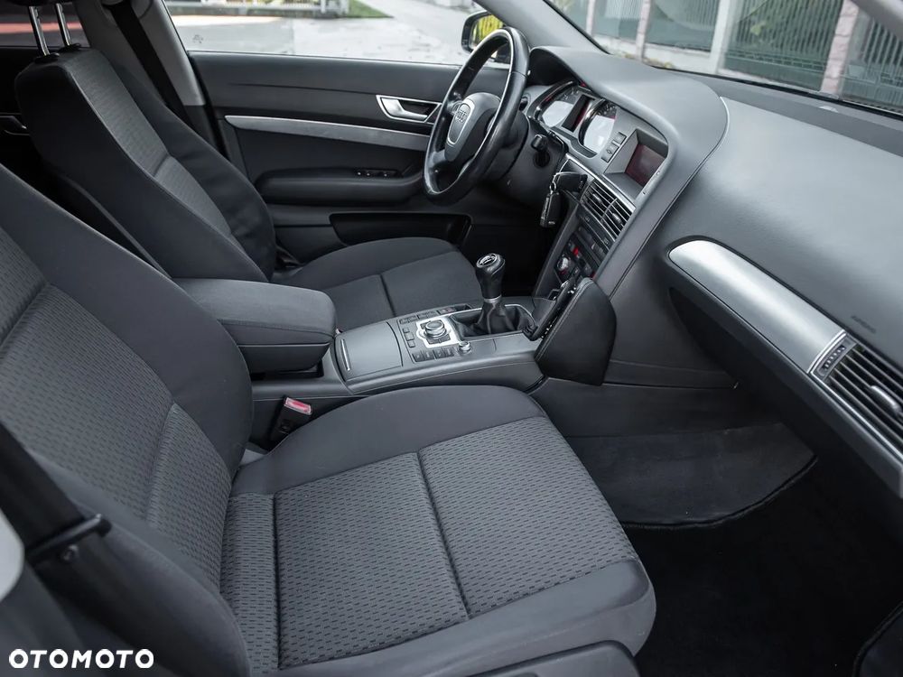 Audi A6 Avant - 26