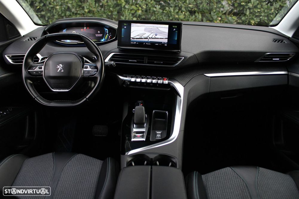 Peugeot 3008 1.6 Hybrid Allure Pack e-EAT8 - 3