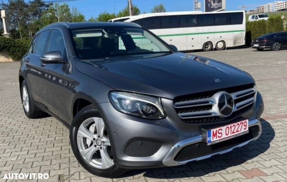 Mercedes-Benz GLC 220 d 4Matic 9G-TRONIC Edition 1 - 2