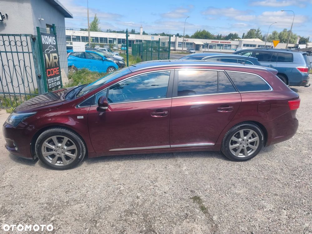 Toyota Avensis 1.8 Executive - 3