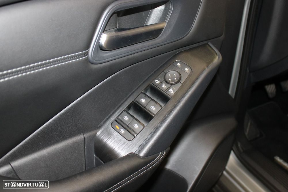 Nissan Qashqai 1.3 DIG-T N-Connecta - 24