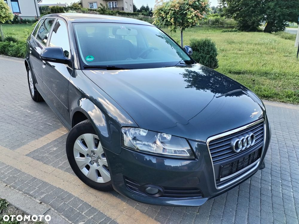 Audi A3 Sportback 1.6 Ambiente - 3