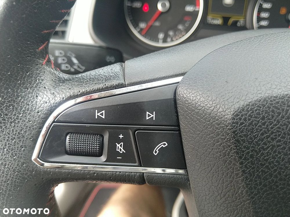 Seat Leon 2.0 TDI DPF Ecomotive FR - 17