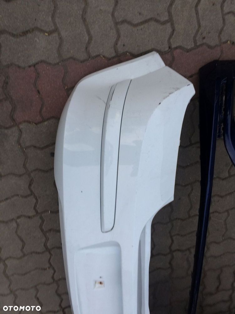ZDERZAK TYLNY OPEL ASTRA III H 375768702 HB - 3