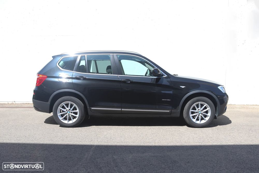 BMW X3 18 d sDrive Auto - 24