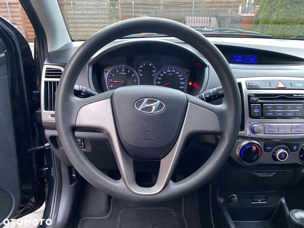 Hyundai i20 - 14