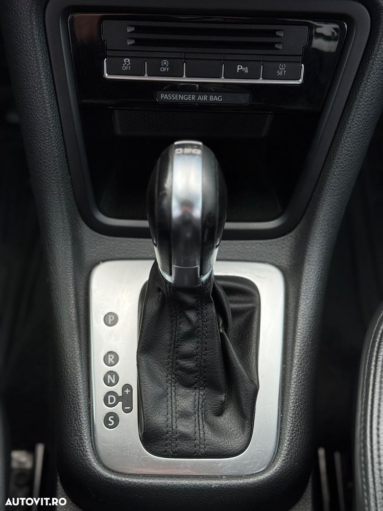 Volkswagen Sharan 2.0 TDI DSG BlueMotion Technology Comfortline - 16