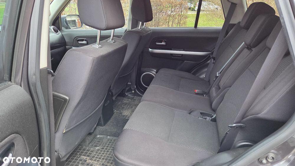 Suzuki Grand Vitara - 10