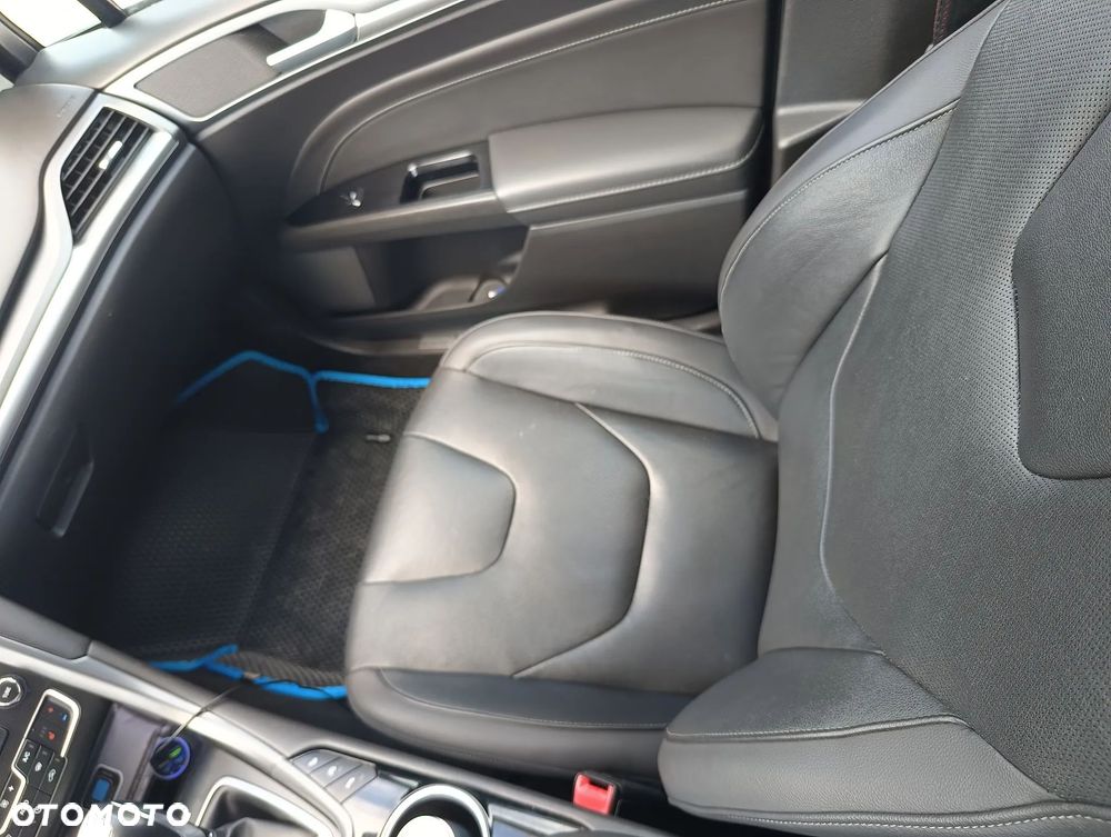 Ford Mondeo 2.0 TDCi Titanium PowerShift - 14