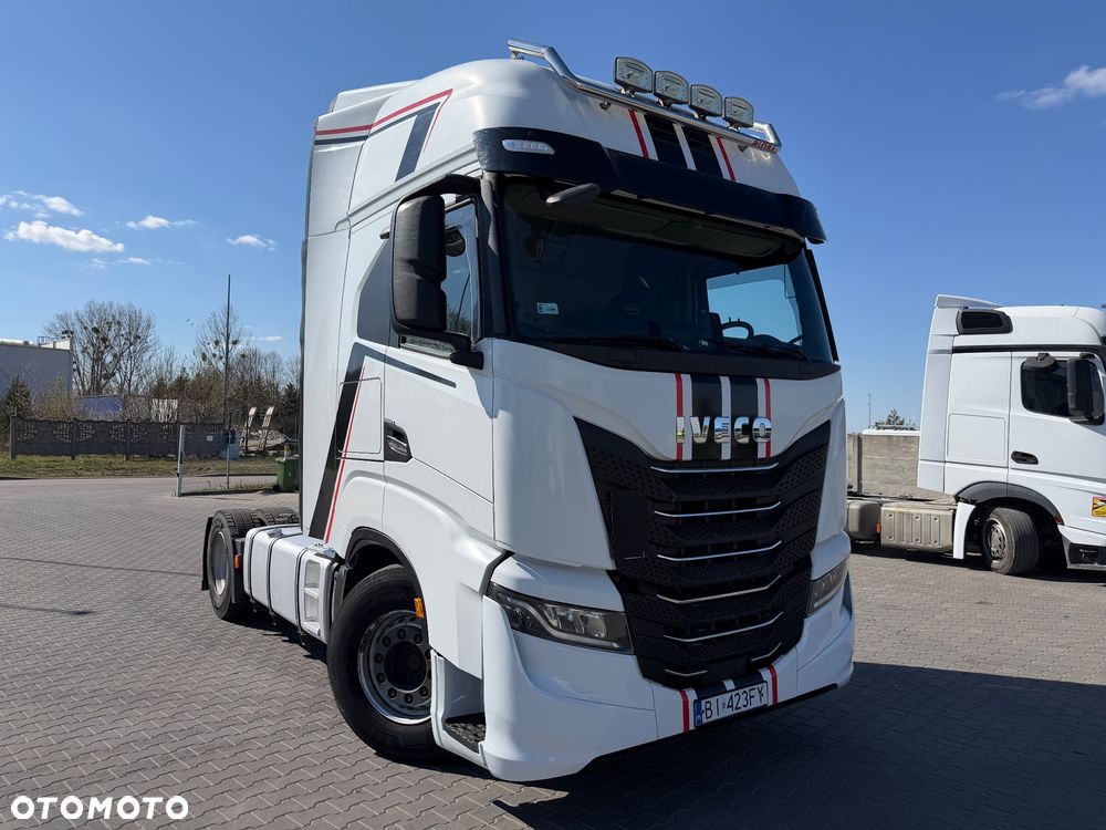 Iveco S-Way - 1
