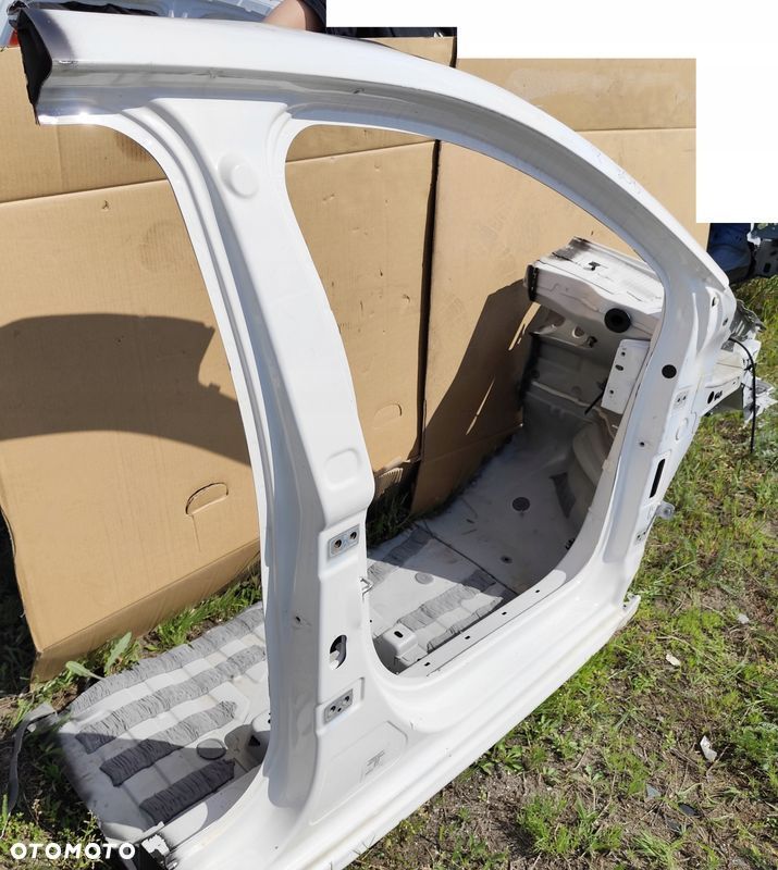 PEUGEOT 208 5D ĆWIARTKA PRZÓD PRAWA SŁUPEK PRÓG PODŁUŻNICA - 3