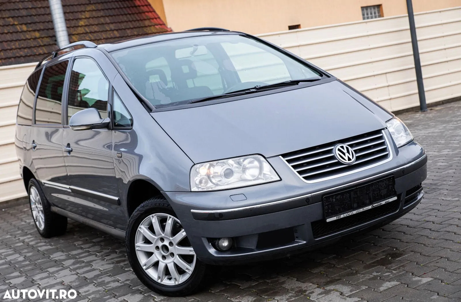 Volkswagen Sharan - 2