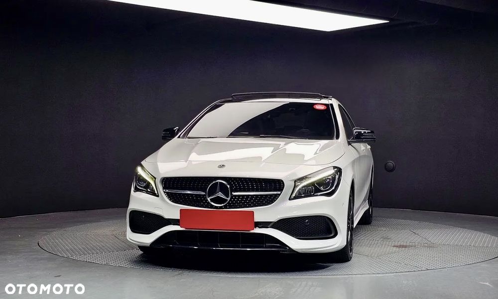 Mercedes-Benz CLA 250 4Matic 7G-DCT AMG Line - 4