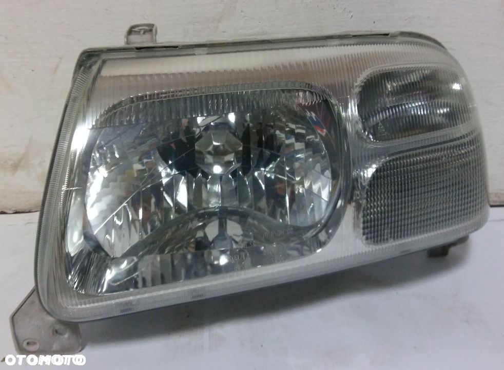 Reflektor lewy Lampa lewa Suzuki Grand Vitara 01-