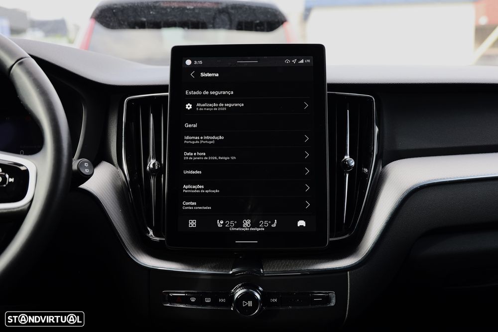 Volvo XC 60 2.0 T6 PHEV Core AWD - 26