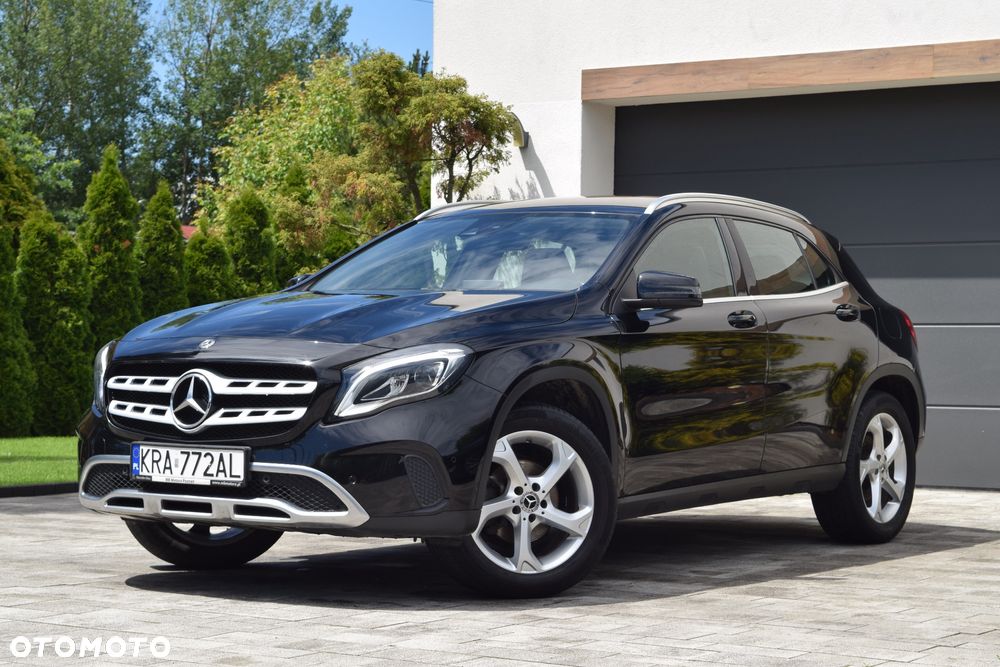 Mercedes-Benz GLA 200 7G-DCT Style - 32