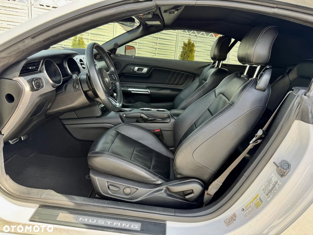 Ford Mustang Cabrio 2.3 Eco Boost - 8