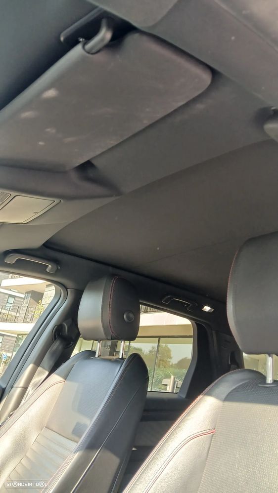 Land Rover Discovery Sport 2.0 eD4 R-Dynamic S 7L - 11