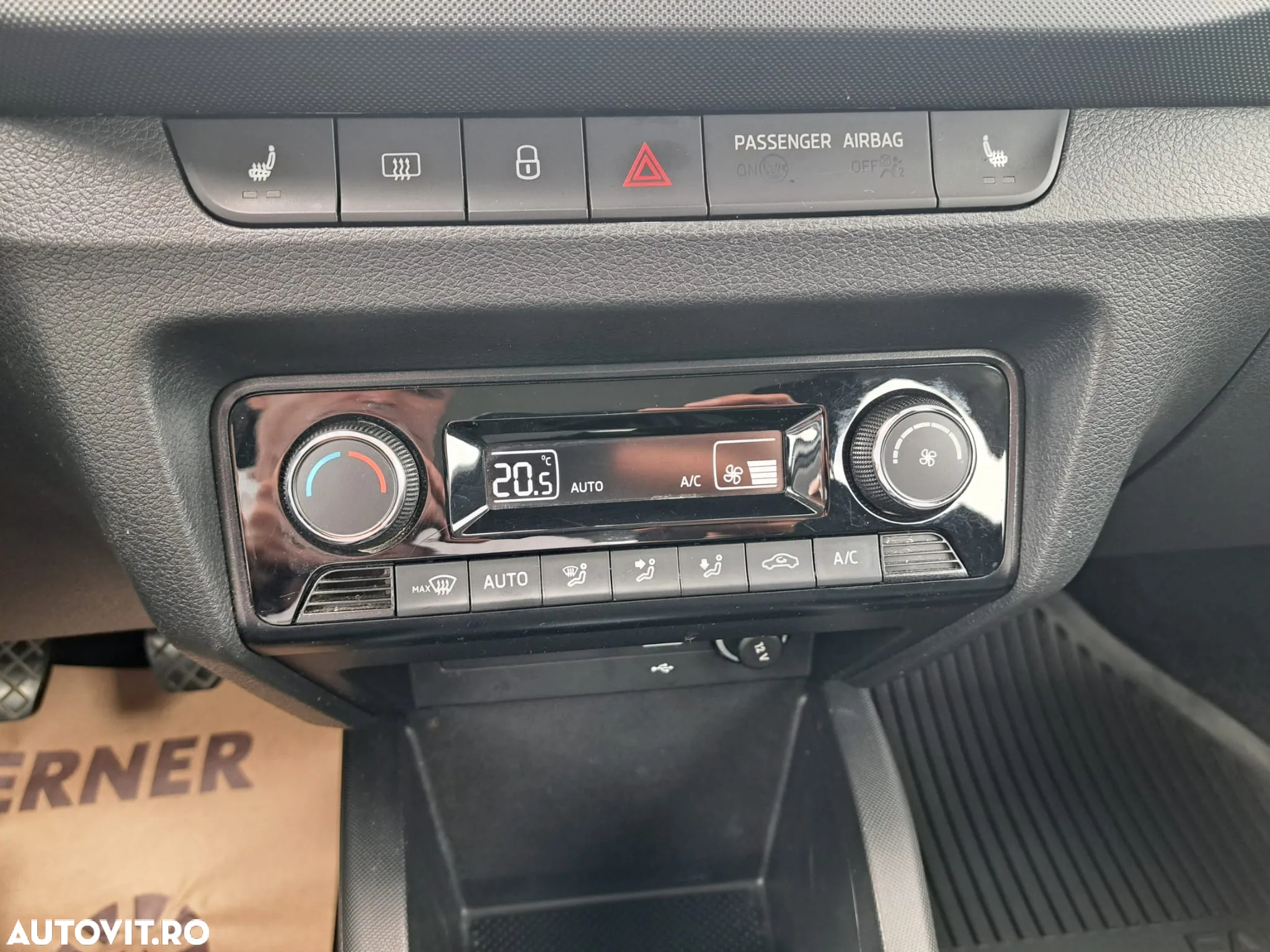 Skoda Fabia - 36